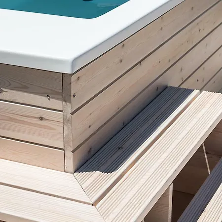 Sea Front Suites, Maisonettes & Villa *