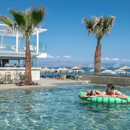 Sea Front Suites, Maisonettes & Apartments *